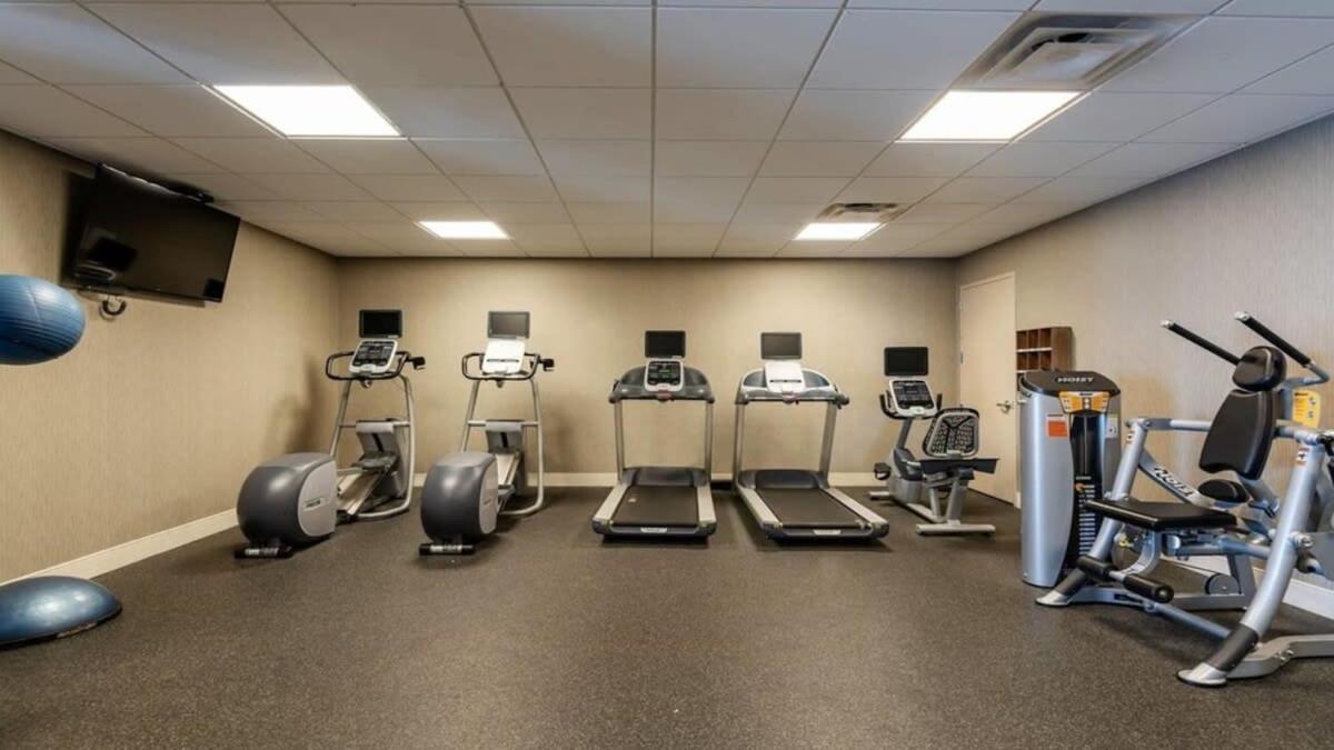 26Th Fl Bold Cozysuites With Pool, Gym 达拉斯 外观 照片